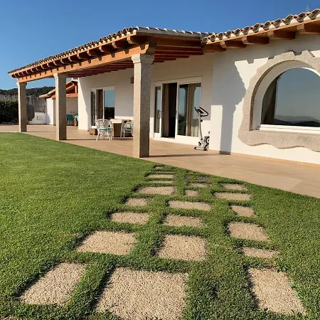 Villa Villaluxx Porto San Paolo (Sardinia)